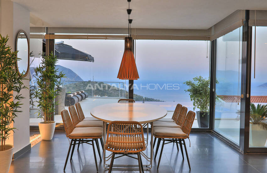 Kaş Kalkan’da Deniz ve Dağ Manzaralı Özel Havuzlu Villa 37