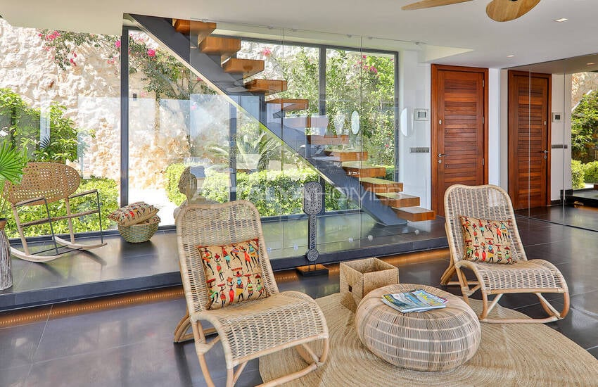 Kaş Kalkan’da Deniz ve Dağ Manzaralı Özel Havuzlu Villa 38