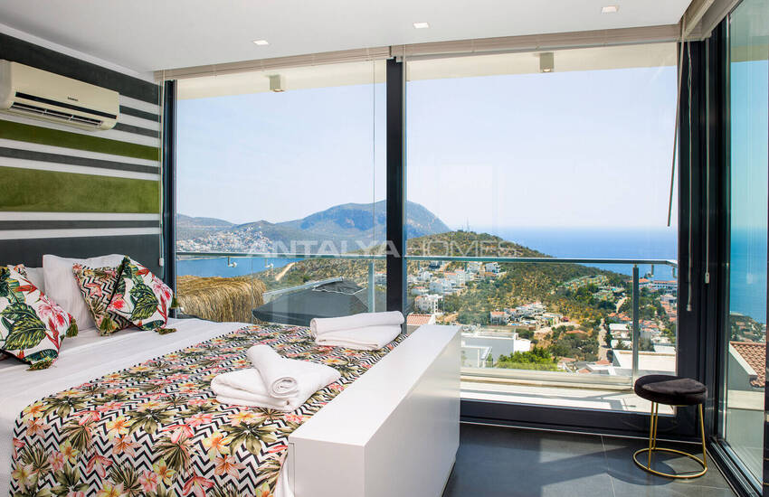 Kaş Kalkan’da Deniz ve Dağ Manzaralı Özel Havuzlu Villa 45