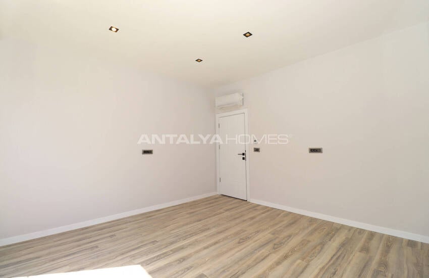 Antalya Döşemealtı’nda Özel Havuzlu ve Bahçeli Villalar 25