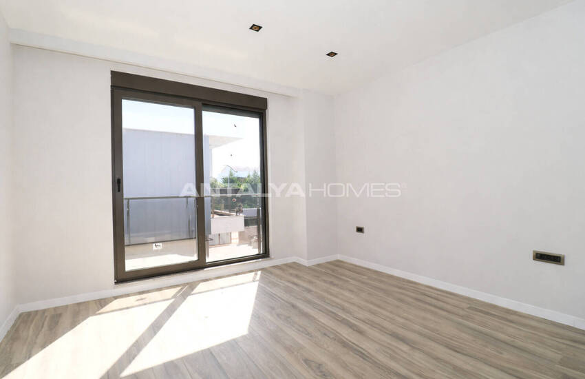 Antalya Döşemealtı’nda Özel Havuzlu ve Bahçeli Villalar 28