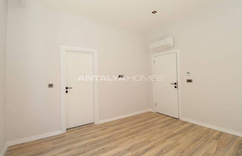 Antalya Döşemealtı’nda Özel Havuzlu ve Bahçeli Villalar 21