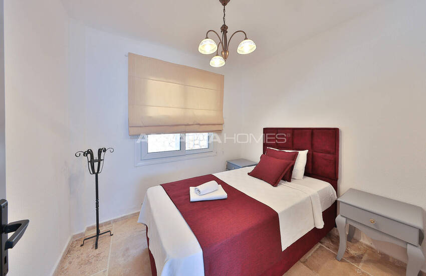 Antalya Kalkan'da Sonsuzluk Havuzlu 4+1 Lüks Villa 32