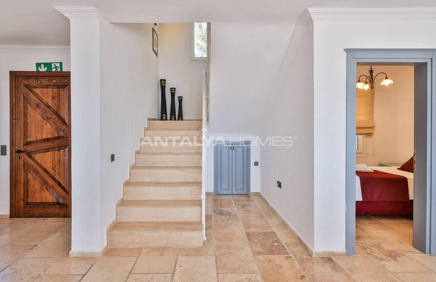 Antalya Kalkan'da Sonsuzluk Havuzlu 4+1 Lüks Villa 38