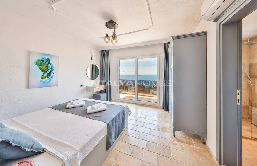 Antalya Kalkan'da Sonsuzluk Havuzlu 4+1 Lüks Villa 28