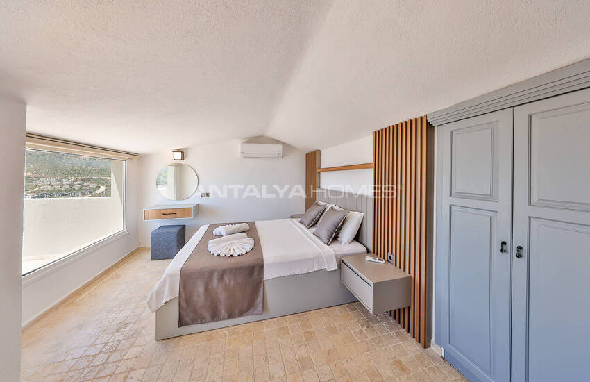 Antalya Kalkan'da Sonsuzluk Havuzlu 4+1 Lüks Villa 24