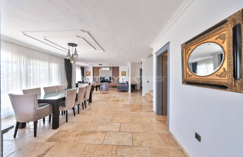 Antalya Kalkan'da Sonsuzluk Havuzlu 4+1 Lüks Villa 20