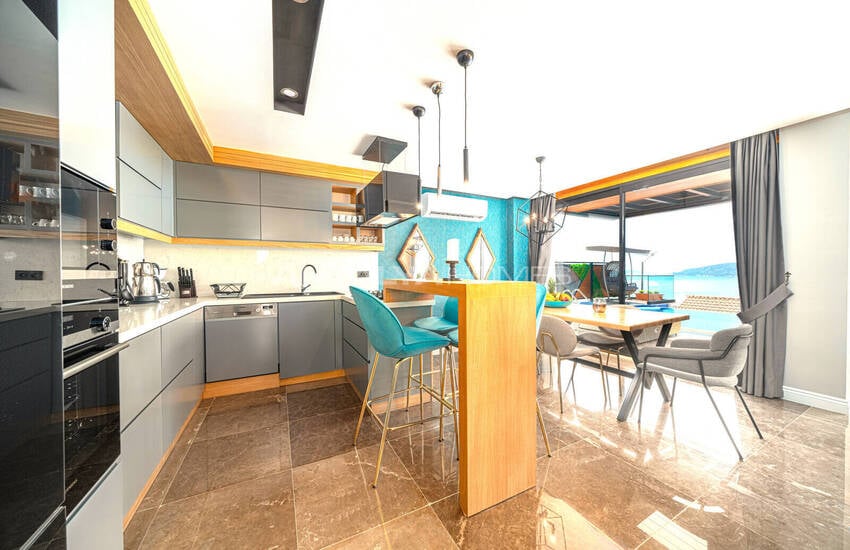Kalkan Antalya'da Havuzlu 4+1 Deniz Manzaralı Villa 16