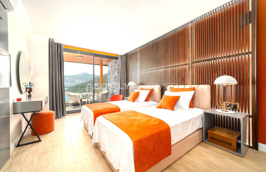 Kalkan Antalya'da Havuzlu 4+1 Deniz Manzaralı Villa 31