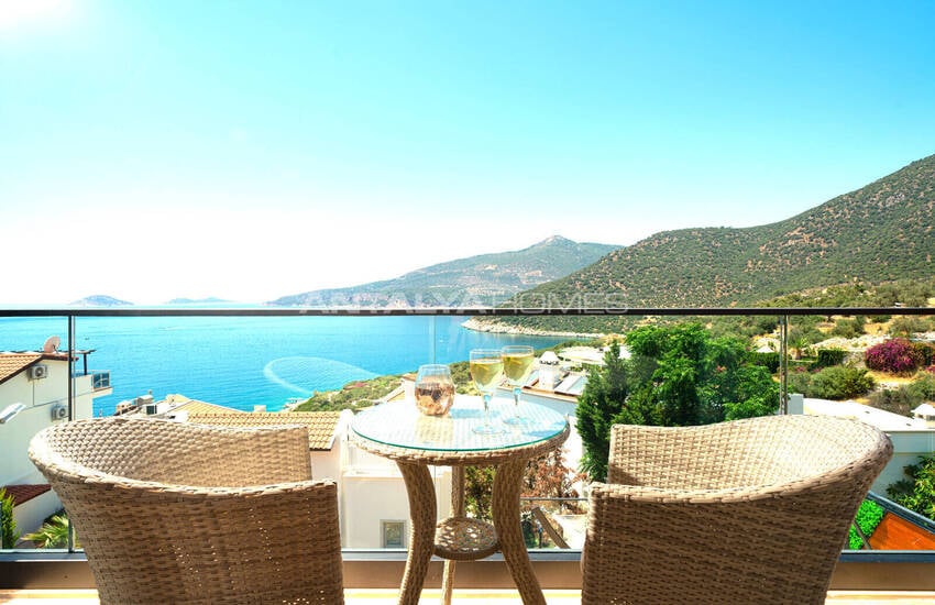Kalkan Antalya'da Havuzlu 4+1 Deniz Manzaralı Villa 42