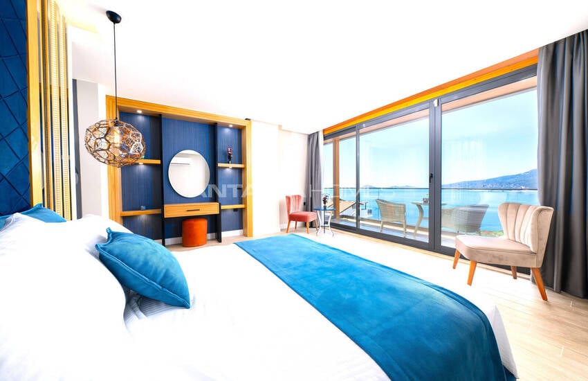Kalkan Antalya'da Havuzlu 4+1 Deniz Manzaralı Villa 23