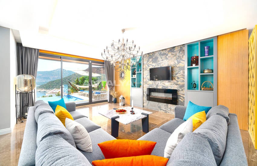 Kalkan Antalya'da Havuzlu 4+1 Deniz Manzaralı Villa 15