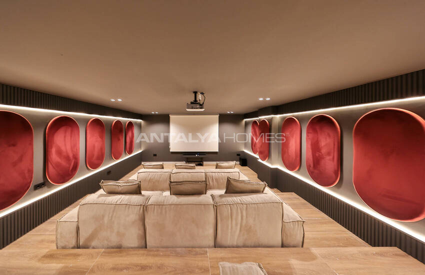 Antalya Kalkan'da Panoramik Deniz Manzaralı 4 Katlı Villa 54