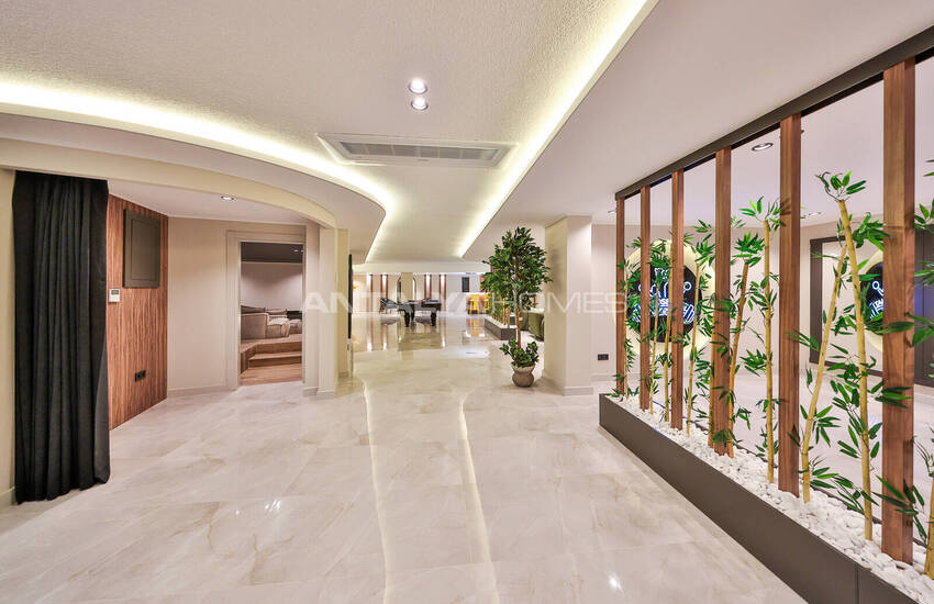 Antalya Kalkan'da Panoramik Deniz Manzaralı 4 Katlı Villa 55