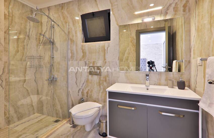 Kaş Kalkan'da Kesintisiz Deniz Manzaralı Havuzlu Villa 51