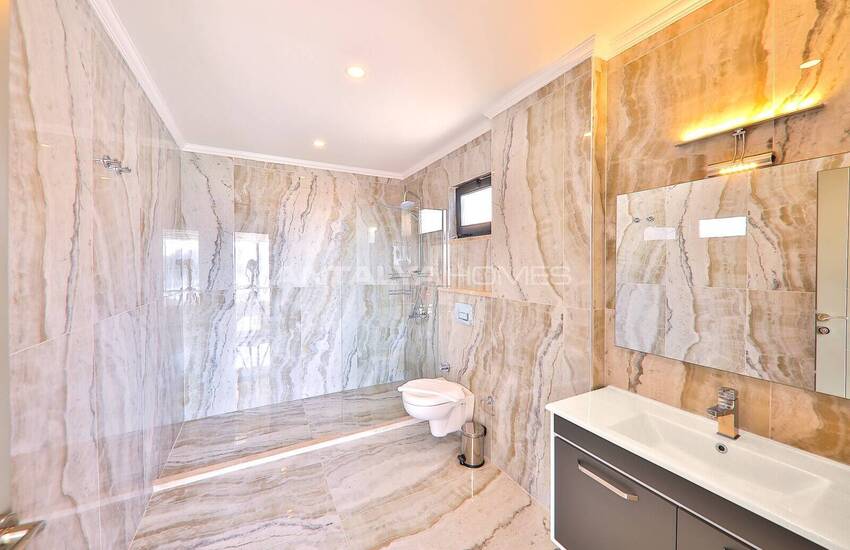 Вилла с бассейном и видом на море в Калкане, Каш 45