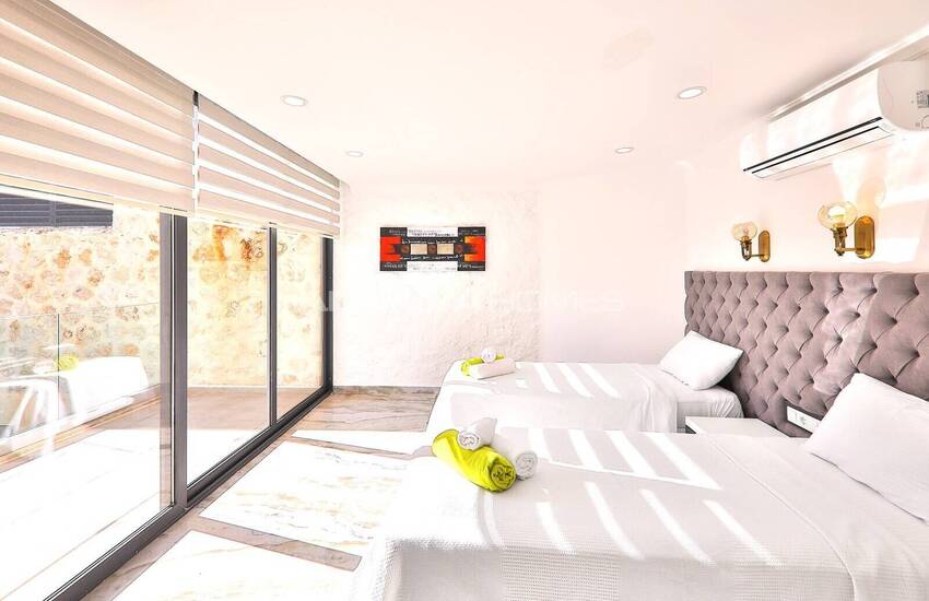 Kaş Kalkan'da Kesintisiz Deniz Manzaralı Havuzlu Villa 40