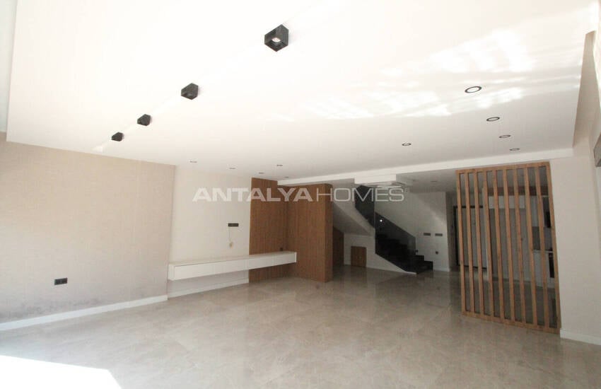 Villa In Einer Anlage Mit Pool In Meeresnähe In Manavgat Antalya 16