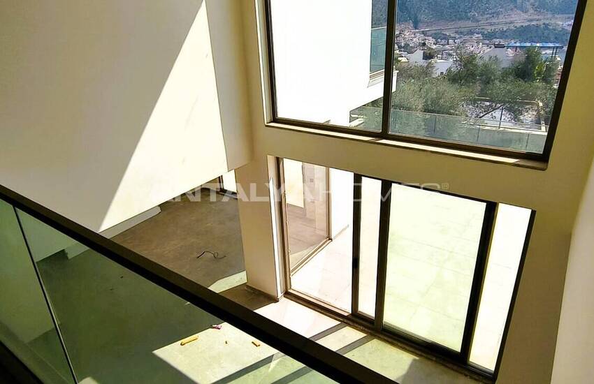 Sea View 5-bedroom Villa with Extensive Amenities in Kalkan 8