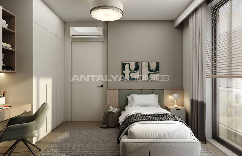 Flats in a Secure Complex with Pools in Antalya Uncalı 26