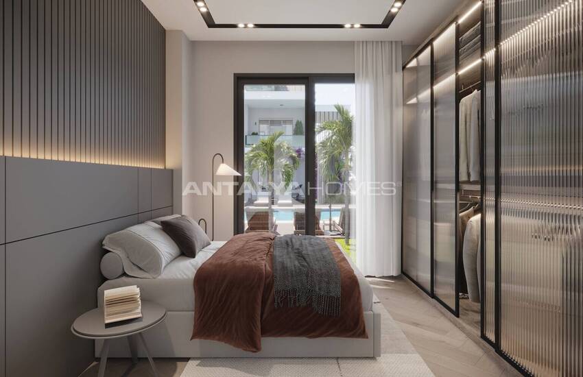 Flats in a Complex with Rich Amenities in Antalya Lara 8