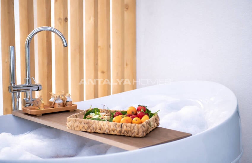 فيلا مفروشة مع مسبح مُدفأ في أنطاليا، كادري 37