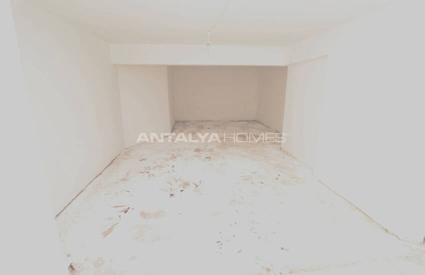 Villa with Garden and Shared Pool in Antalya Lara Örnekköy 23