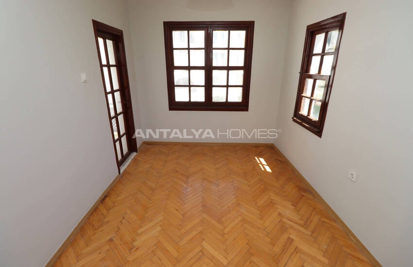 Villa with Garden and Shared Pool in Antalya Lara Örnekköy 16