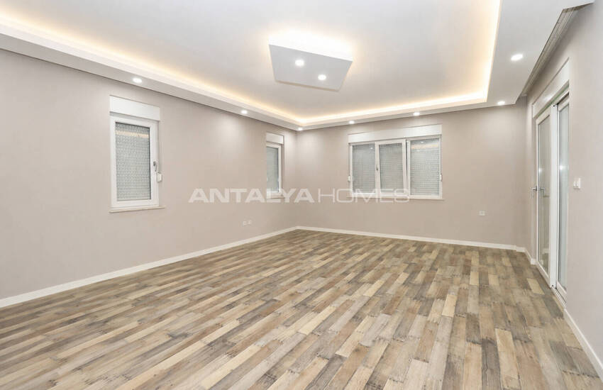 Antalya Döşemealtı'nda Özel Havuzlu Satılık 4+1 Villa 22