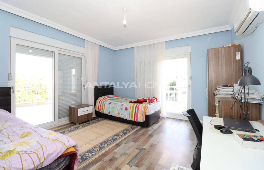 Antalya Döşemealtı'nda Özel Havuzlu Satılık 4+1 Villa 18