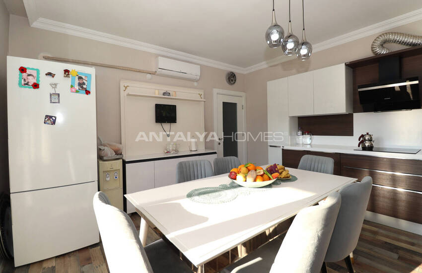 Antalya Döşemealtı'nda Özel Havuzlu Satılık 4+1 Villa 13