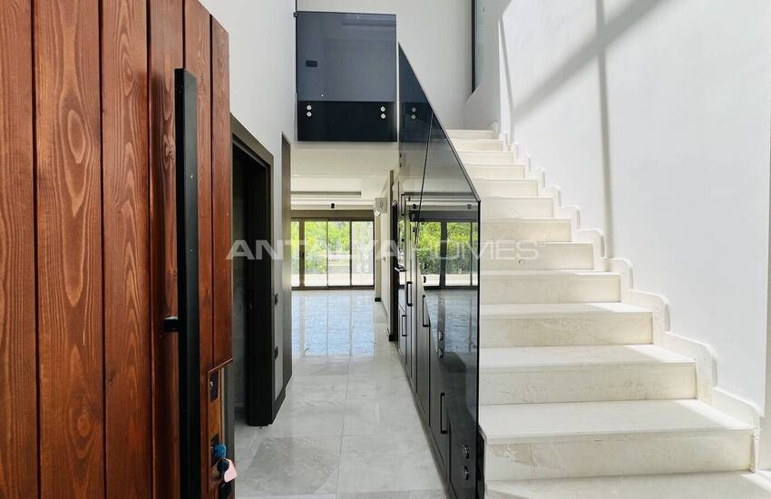 Detached Villa with Private Garden and Pool in Kemer Antalya 17