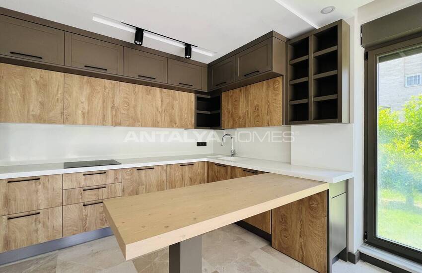 Detached Villa with Private Garden and Pool in Kemer Antalya 10