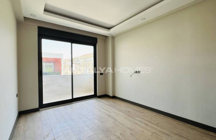 Detached Villa with Private Garden and Pool in Kemer Antalya 14