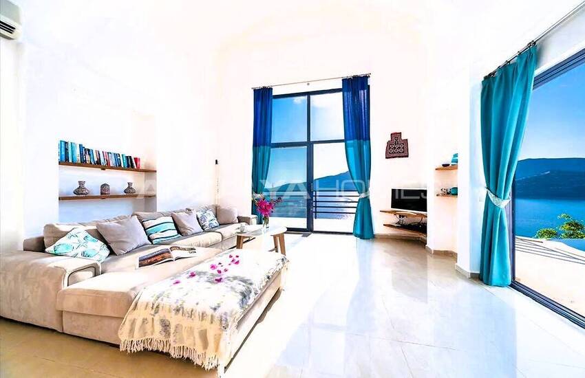 Villa with Private Pool and View in Kalkan Antalya 18
