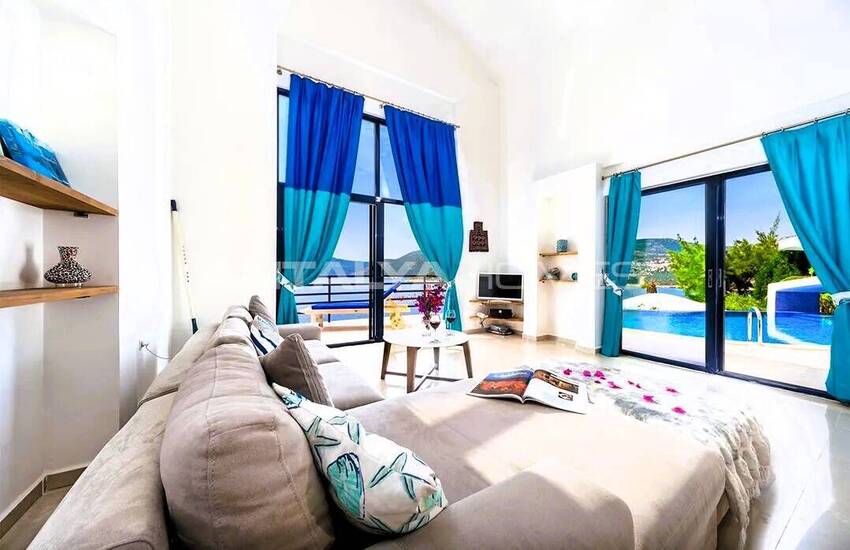 Villa with Private Pool and View in Kalkan Antalya 19