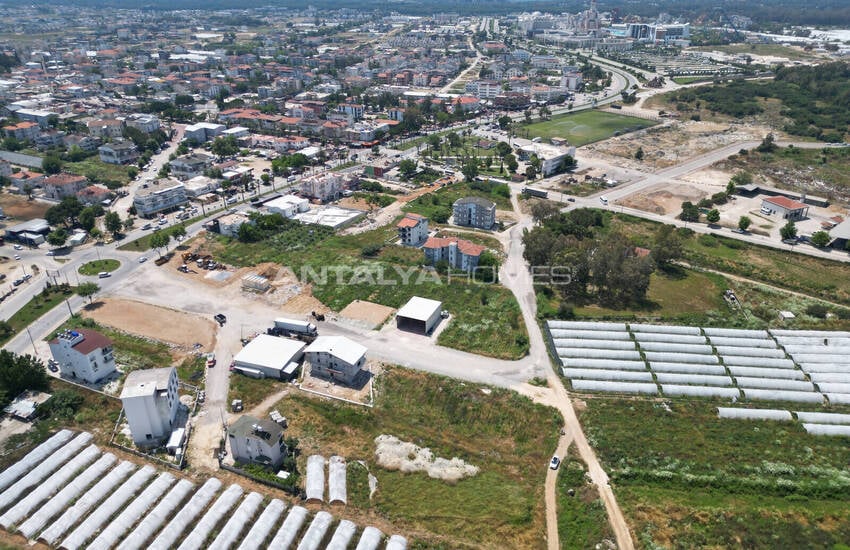Antalya Serik'te Yatırımlık Geniş Satılık Arsa 4