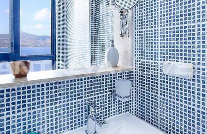 Beachfront 2-bedroom Villa with Private Pool in Kaş Kalkan 19