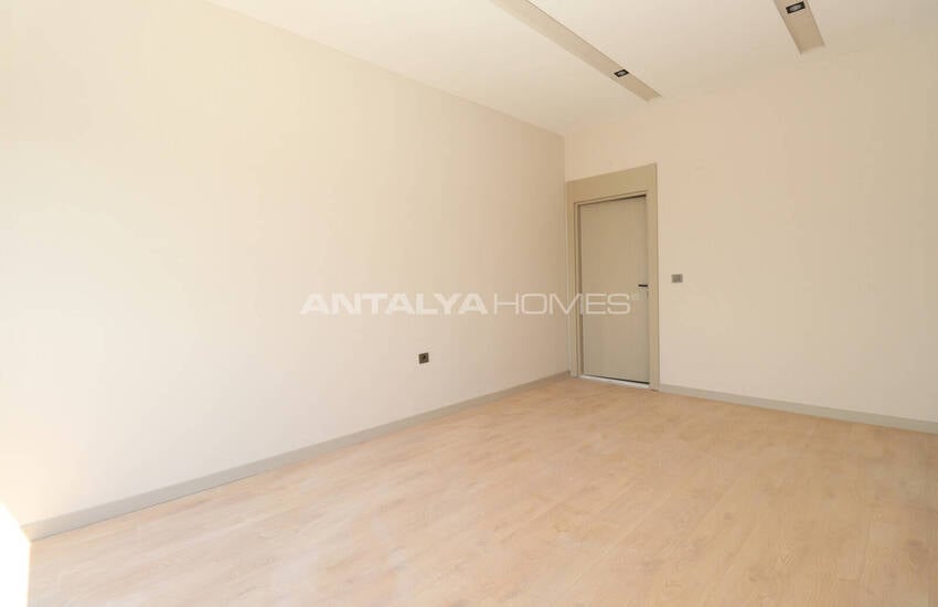 Modern Apartments with Car Park in Antalya Muratpasa 13