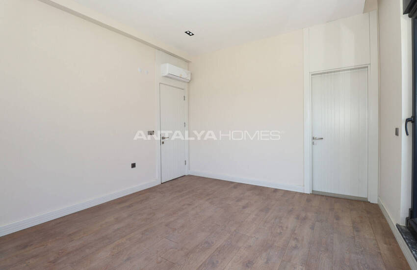 Modern Detached Villa with Private Pool in Antalya Dosemealti 14