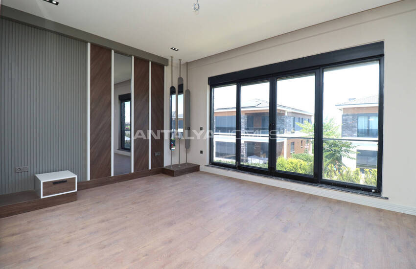 Modern Detached Villa with Private Pool in Antalya Dosemealti 10