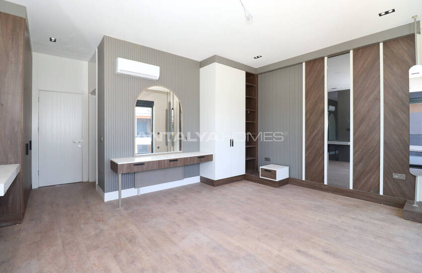 Modern Detached Villa with Private Pool in Antalya Dosemealti 9