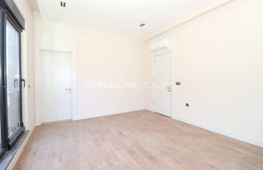 Modern Detached Villa with Private Pool in Antalya Dosemealti 12