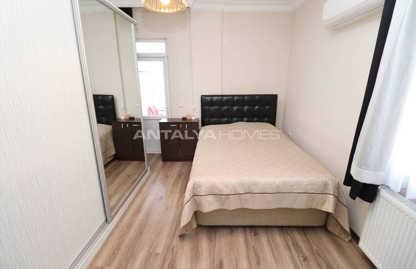 Apartment with Parking Near the Beach in Muratpaşa Antalya 12
