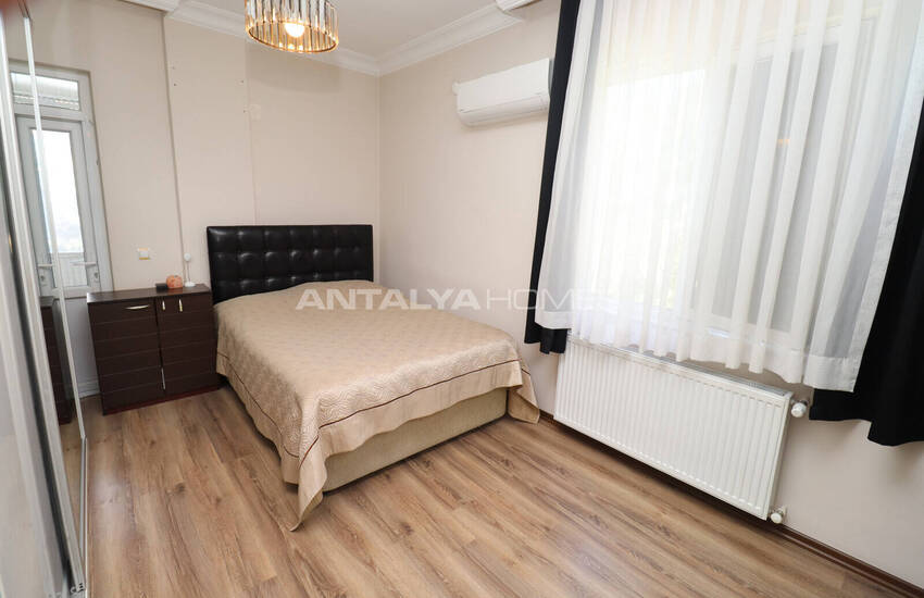 Apartment with Parking Near the Beach in Muratpaşa Antalya 13