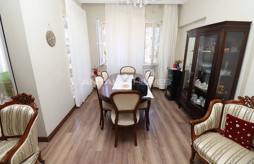 Apartment with Parking Near the Beach in Muratpaşa Antalya 7
