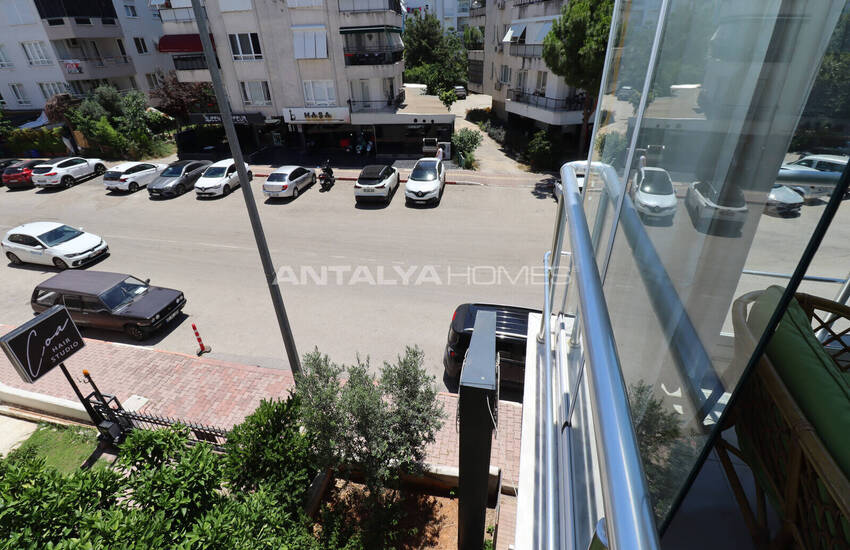 Apartment with Parking Near the Beach in Muratpaşa Antalya 22