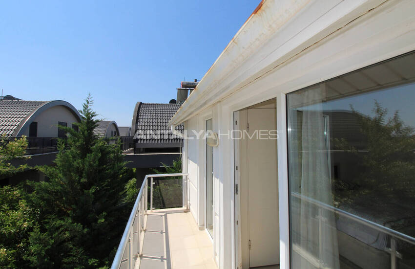 Antalya Belek'te Geniş Bahçeli İkiz Villa 31