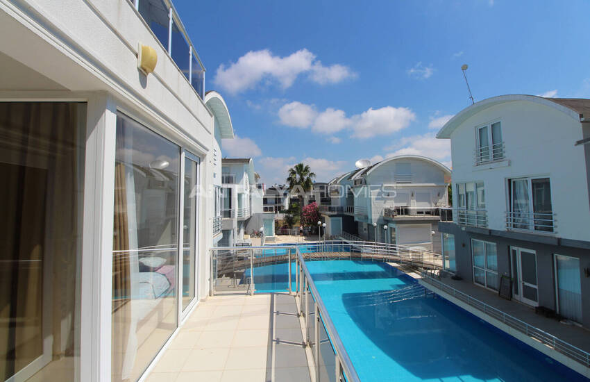 Antalya Belek'te Geniş Bahçeli İkiz Villa 36