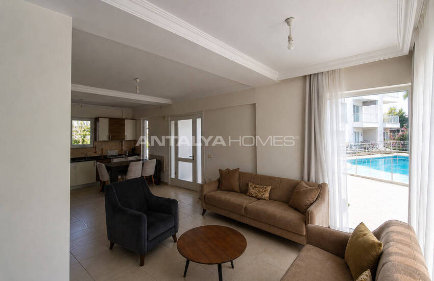 Antalya Belek'te Geniş Bahçeli İkiz Villa 16